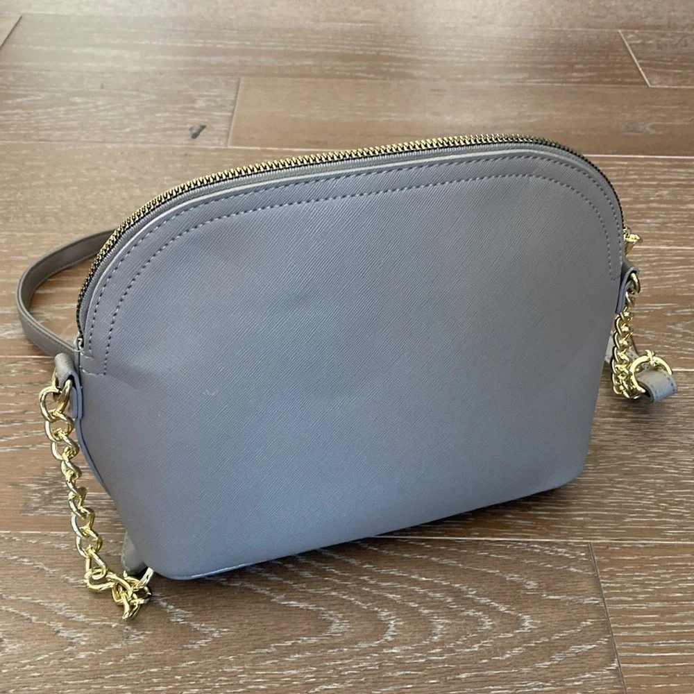 NWOT Betsy Johnson Crossbody Bag | Bow Detail | Gray